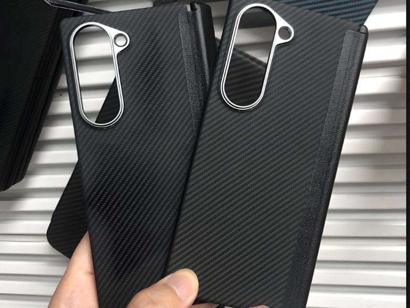 Carbon fiber material cutting machine