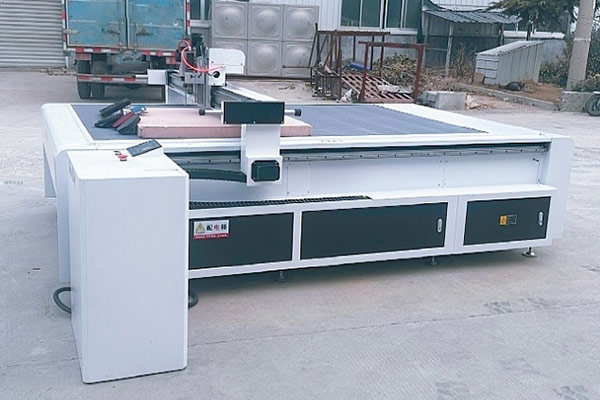 Vibrating Blade Cutting Machine: A Solution for Carton Cutting and Creasing