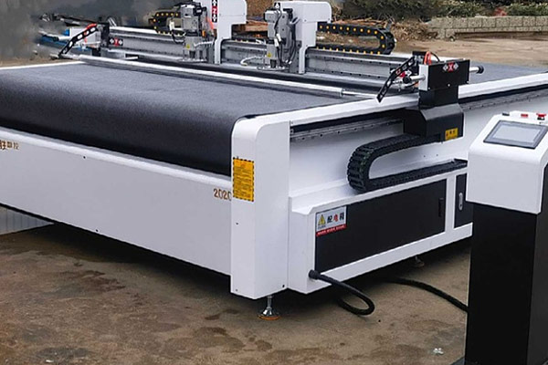 What are the exact advantages of Hengsheng's vibrating knife cutting machine?